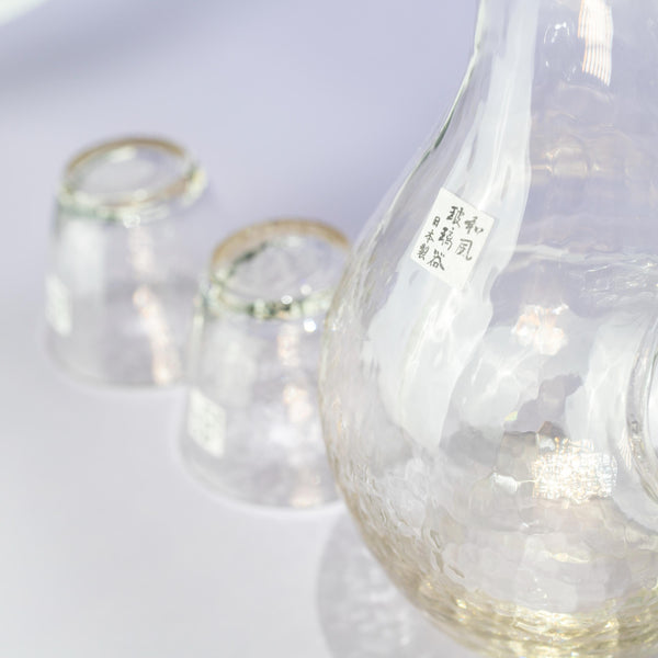 Side view of amber glass carafe with built-in ice pocket