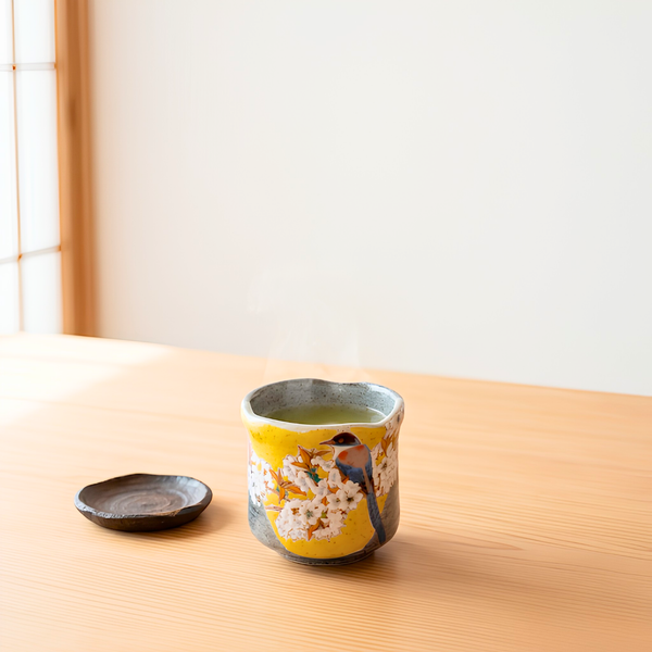 Kutani Yoshidaya Yunomi — Hand-Painted Mountain Sakura & Bird (Tōjudō, Ishikawa, ~220 ml) (view 2)