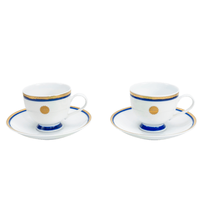 Paire tasse et soucoupe Mino-yaki japonaise vintage de 1980 à blason de chrysanthème kikumon, cobalt et or