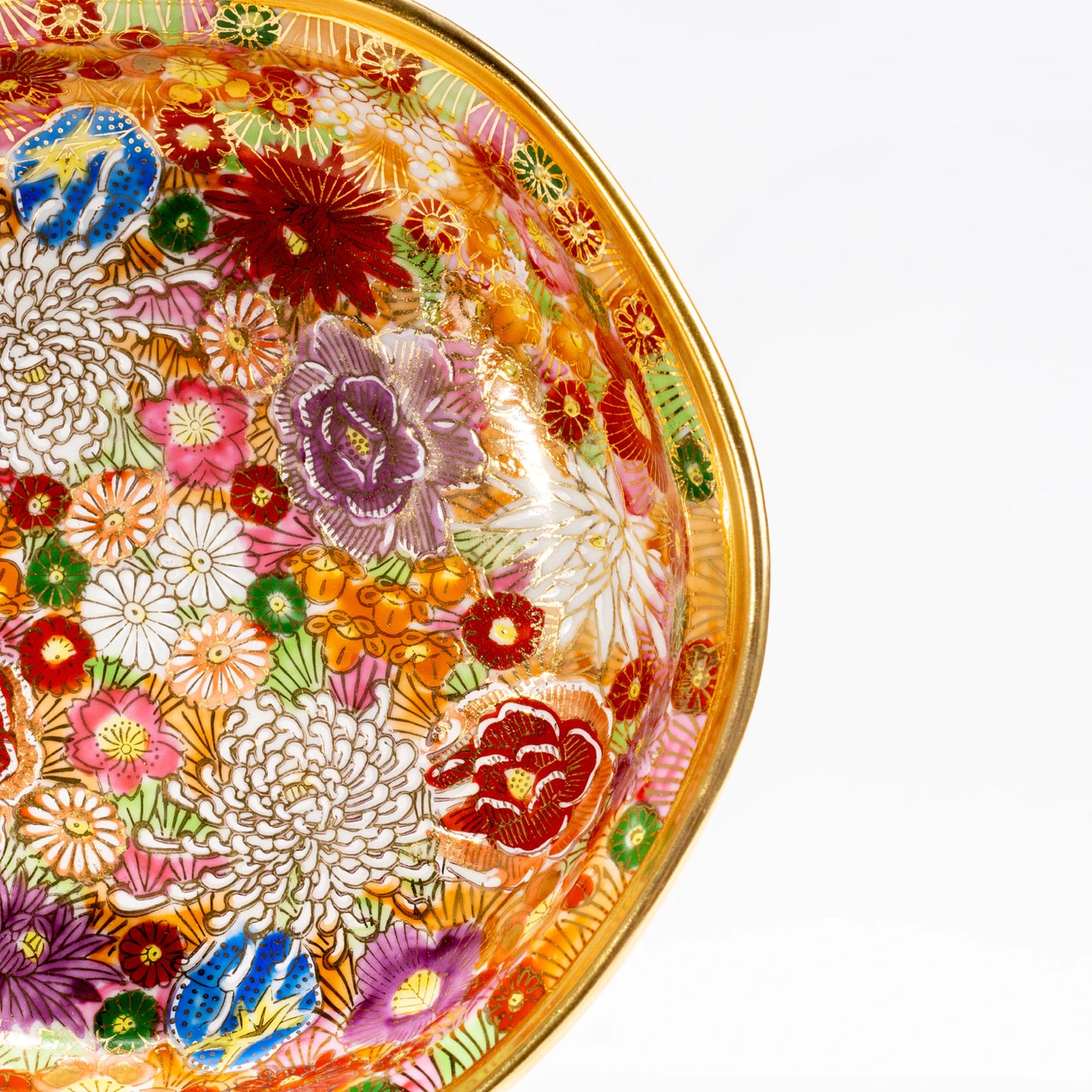 Angled top view of Kutani gold floral serving bowl