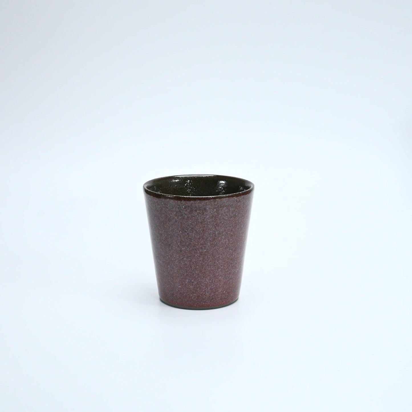 Tabata Shigemichi Mino-Yaki Double-Wall Rock Cup — Bordeaux & Black Luster Stoneware (300ml, Kiribako)