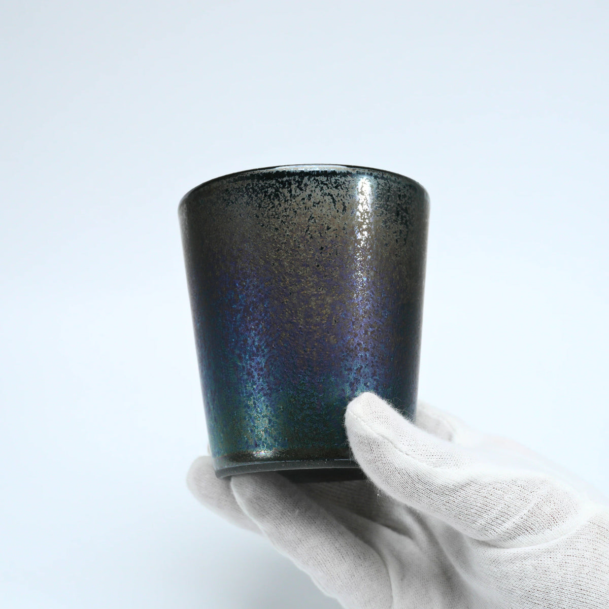 Verre rock double paroi Mino-yaki de Tabata Shigemichi — grès Bordeaux et noir lustré (300 ml, kiribako) (vue 5)
