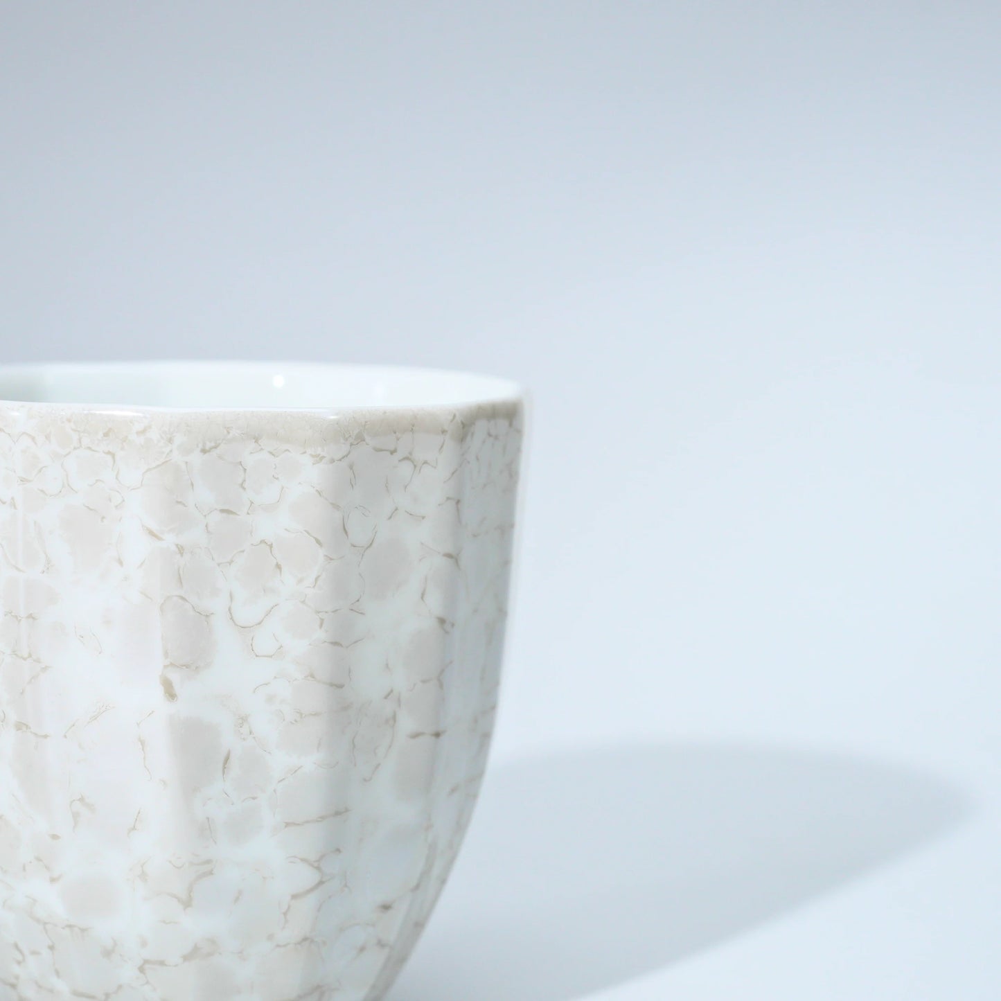 Mino Ware Champagne Luster Sake Set | Katakuchi & Cup, Red or White Porcelain — view 8