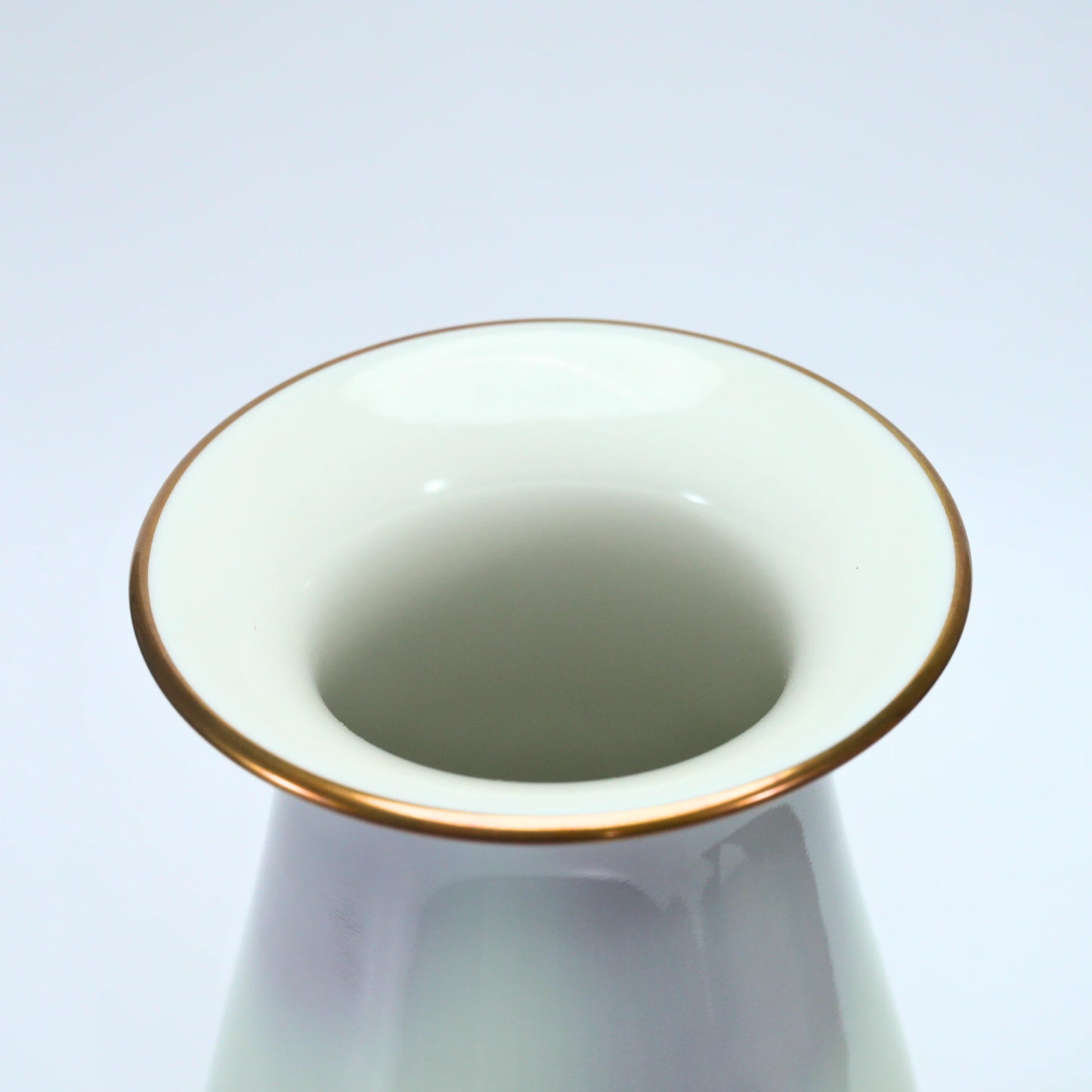 Fukagawa Seiji Schillernde Vase — Iro-e Saiji, Arita (Ansicht 3)