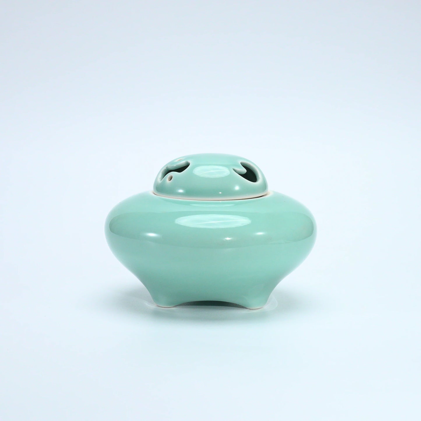 Vintage 1977 Fukagawa Seiji Celadon Incense Burner Koro — Arita — view 5