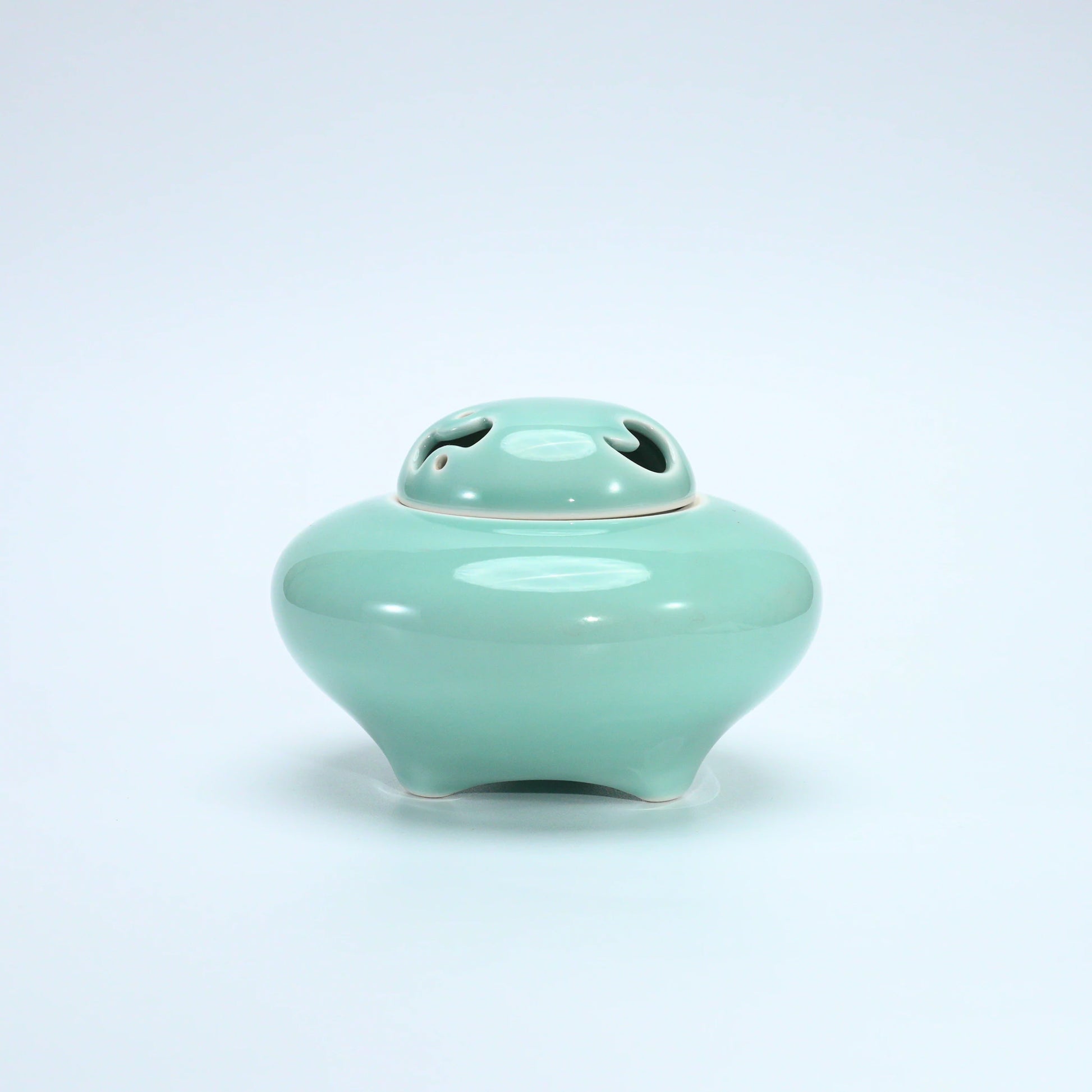 Vintage 1977 Fukagawa Seiji Celadon Incense Burner Koro — Arita — view 5