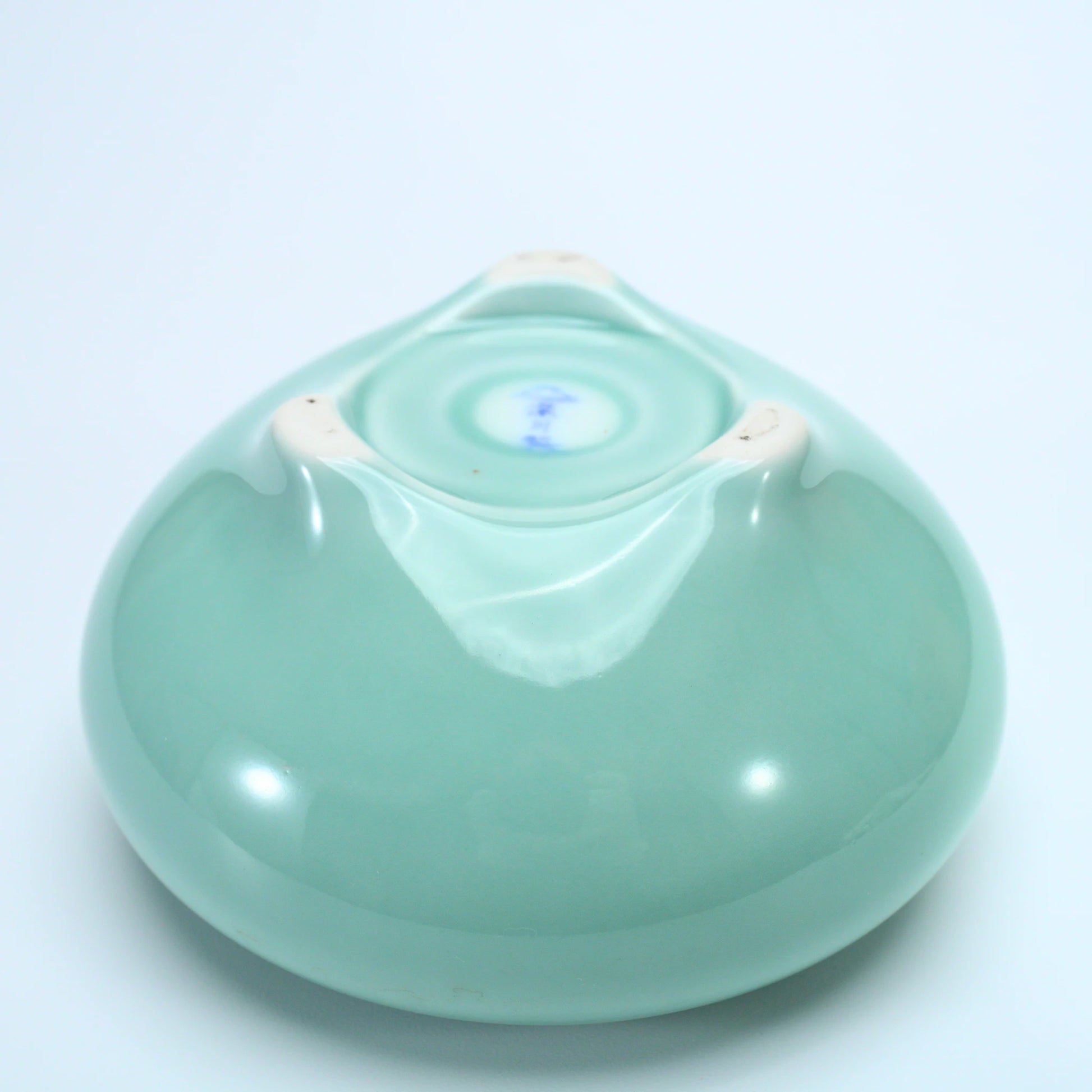 Vintage 1977 Fukagawa Seiji Celadon Incense Burner Koro — Arita — view 2