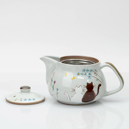 Kutani Cat Teapot with Strainer, Hand-Painted Hidamari, Japanese Ceramic 360ml