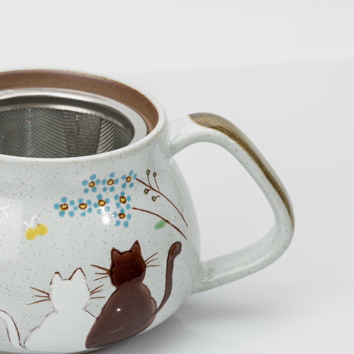 Kutani Cat Teapot with Strainer, Hand-Painted Hidamari, Japanese Ceramic 360ml