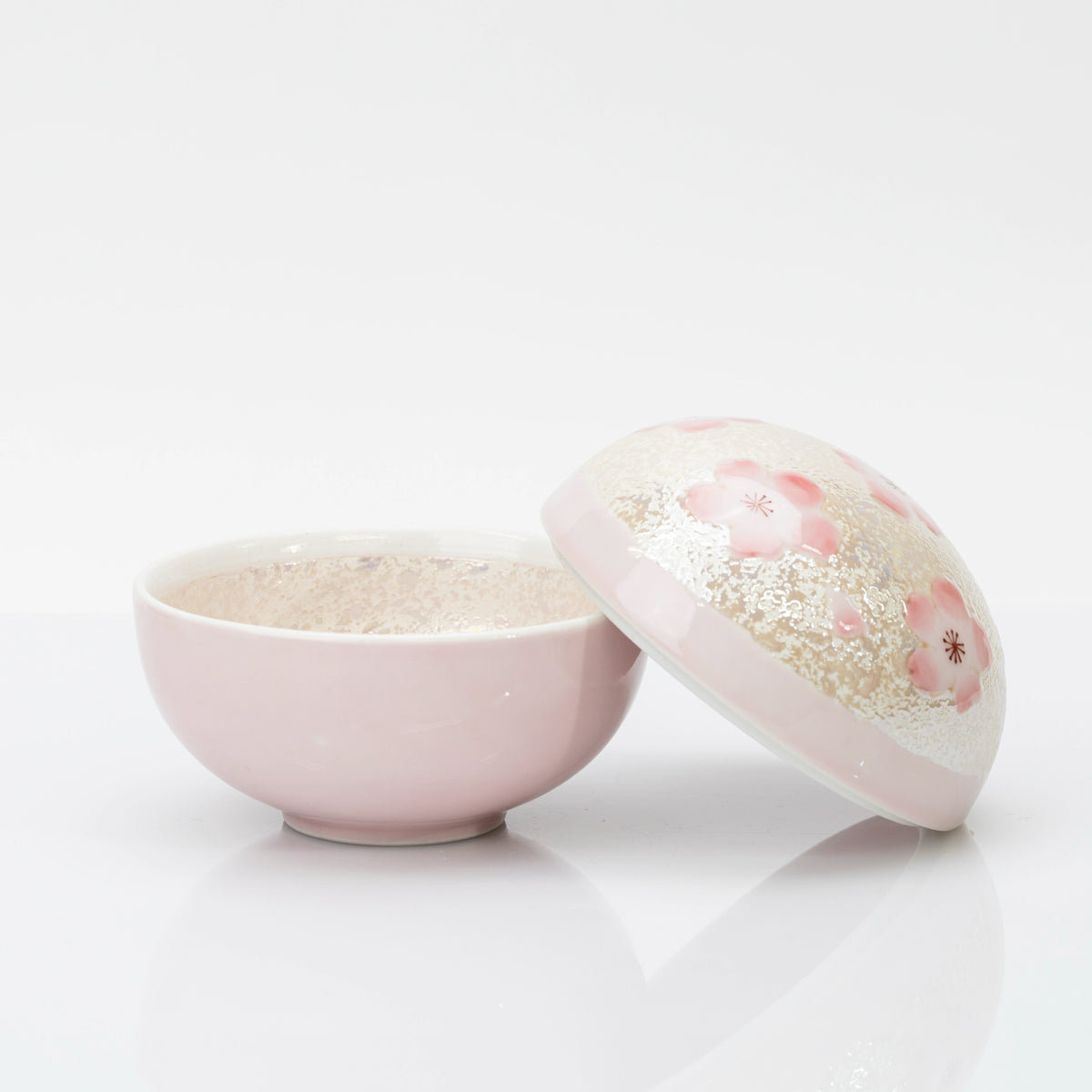 Arita Pink Cherry Blossom Lidded Bowl, 9.7 cm