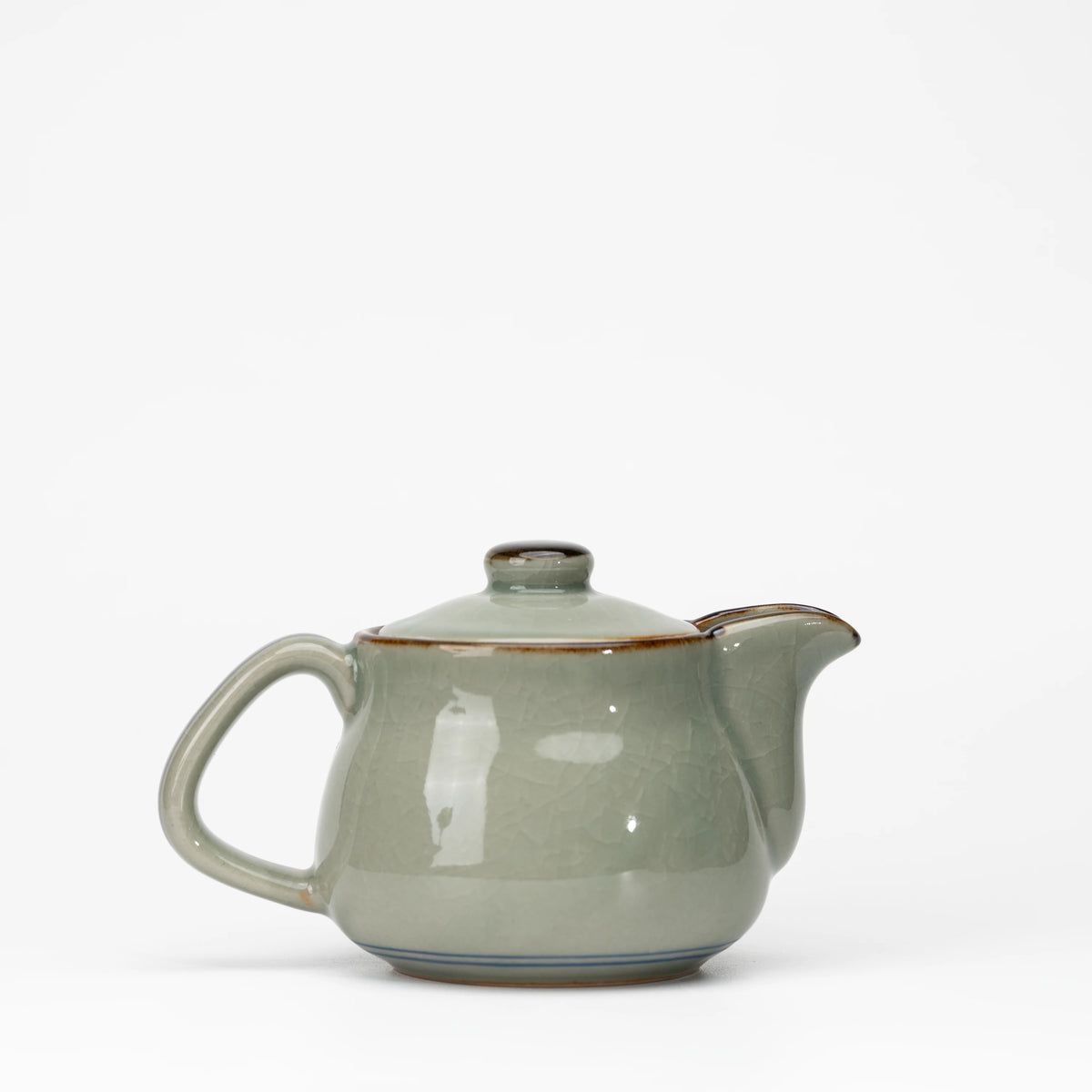 Sparrow teapot, reverse view.