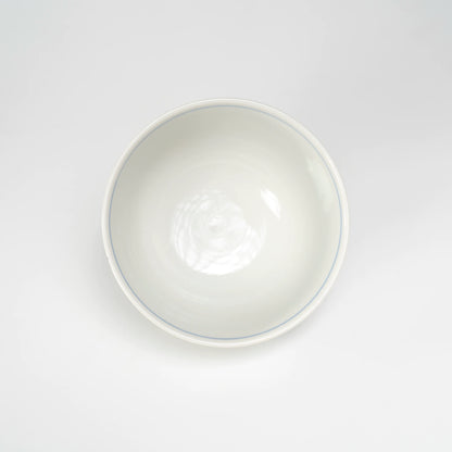 Kutani-yaki Rice Bowl — Hand-Painted Mejiro Bird Porcelain Chawan (White-Eye on Branch)