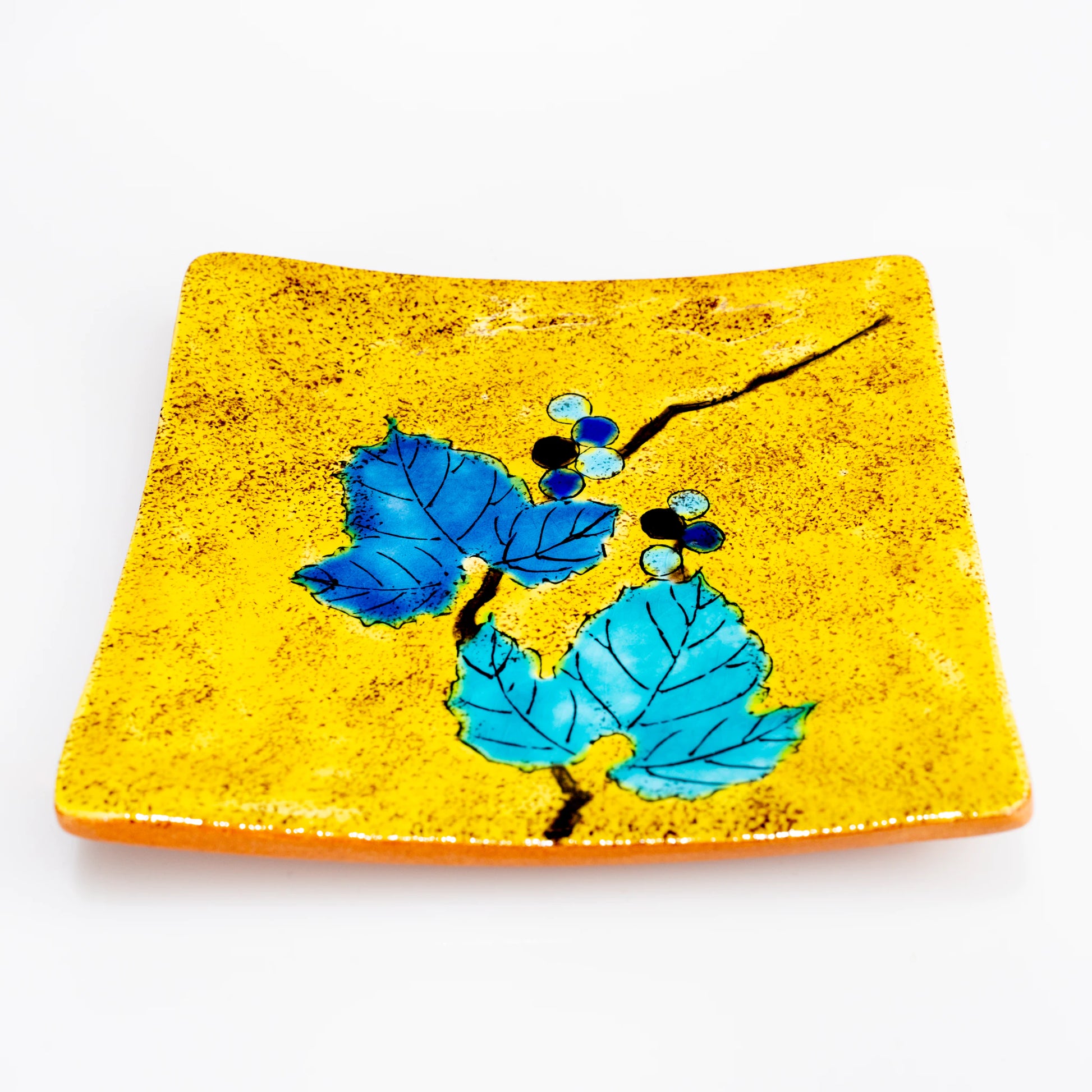 Single Kutani wild grape square plate angled top view