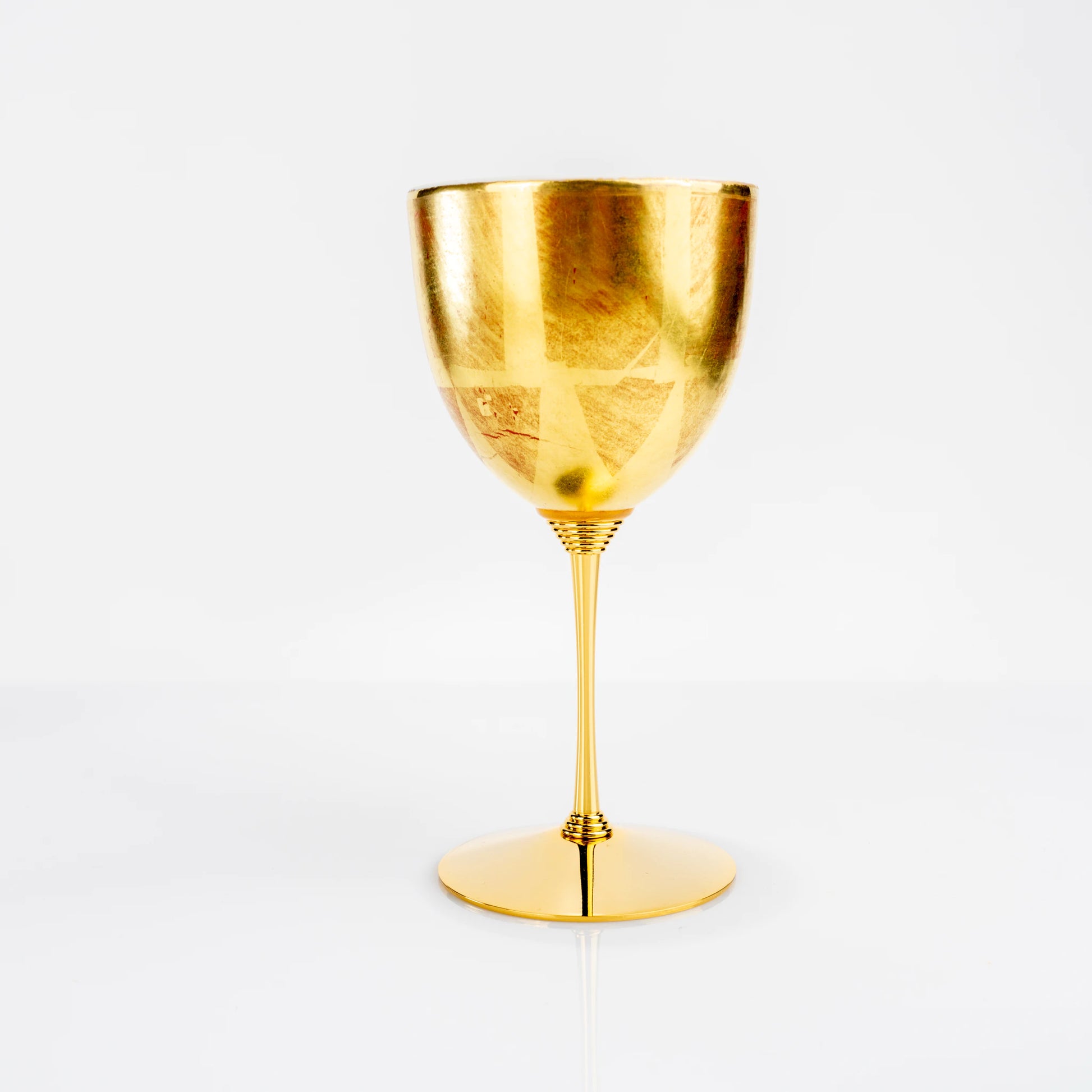 Kutani gold leaf red wine cup front view on white background