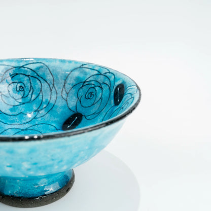 Cuenco de postre de Seto-yaki con rosa tallada Aibana añil de Setsugekka, 14,5 cm (vista 2)