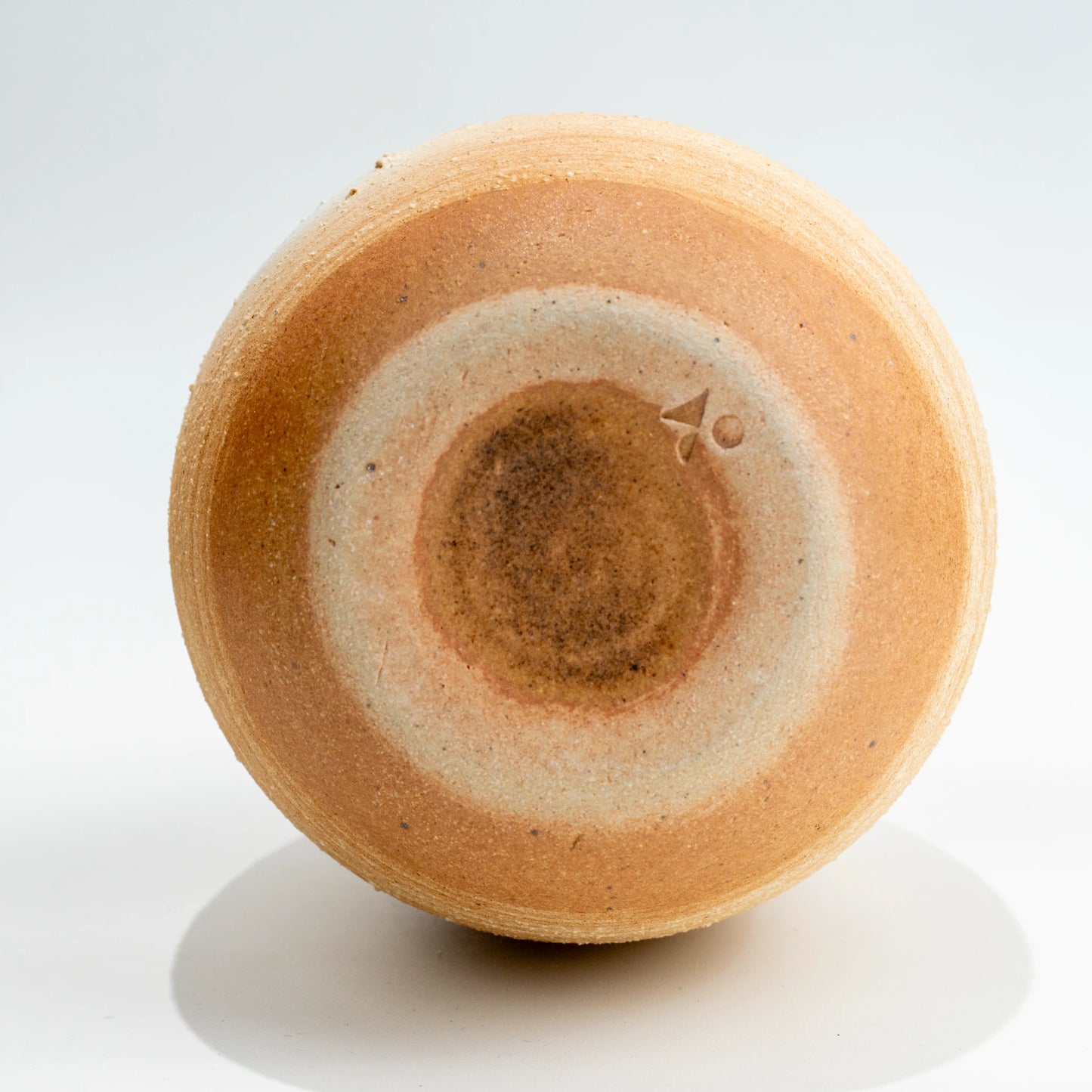 Bottom view of Shigaraki vase showing base and foot ring