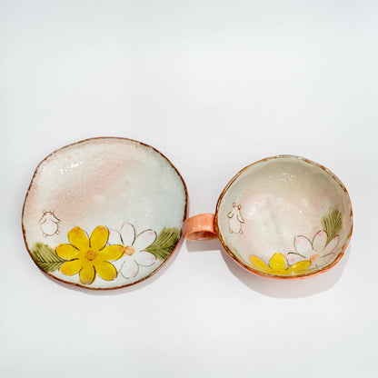 Seto-Yaki Cup & Saucer Set — Hand-Painted Floral Tripod Coffee Cup 11.6cm