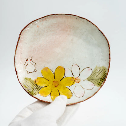 Seto-Yaki Cup & Saucer Set — Hand-Painted Floral Tripod Coffee Cup 11.6cm