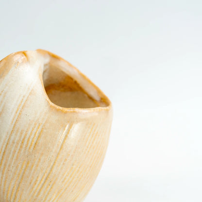 Shigaraki Hechimon Flower Vase — Handmade Stoneware Ikebana Bud Vase, 11 cm