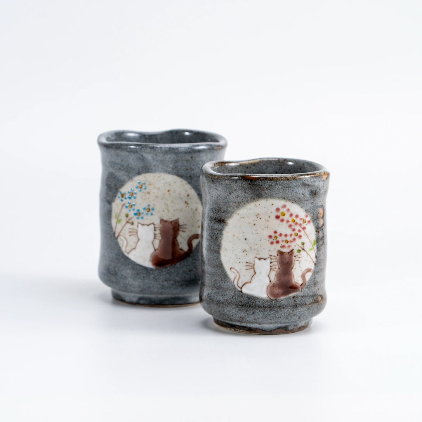 Kutani Yunomi Cup Pair — Iroe Yu Cat & Moon Hidamari Tea Set