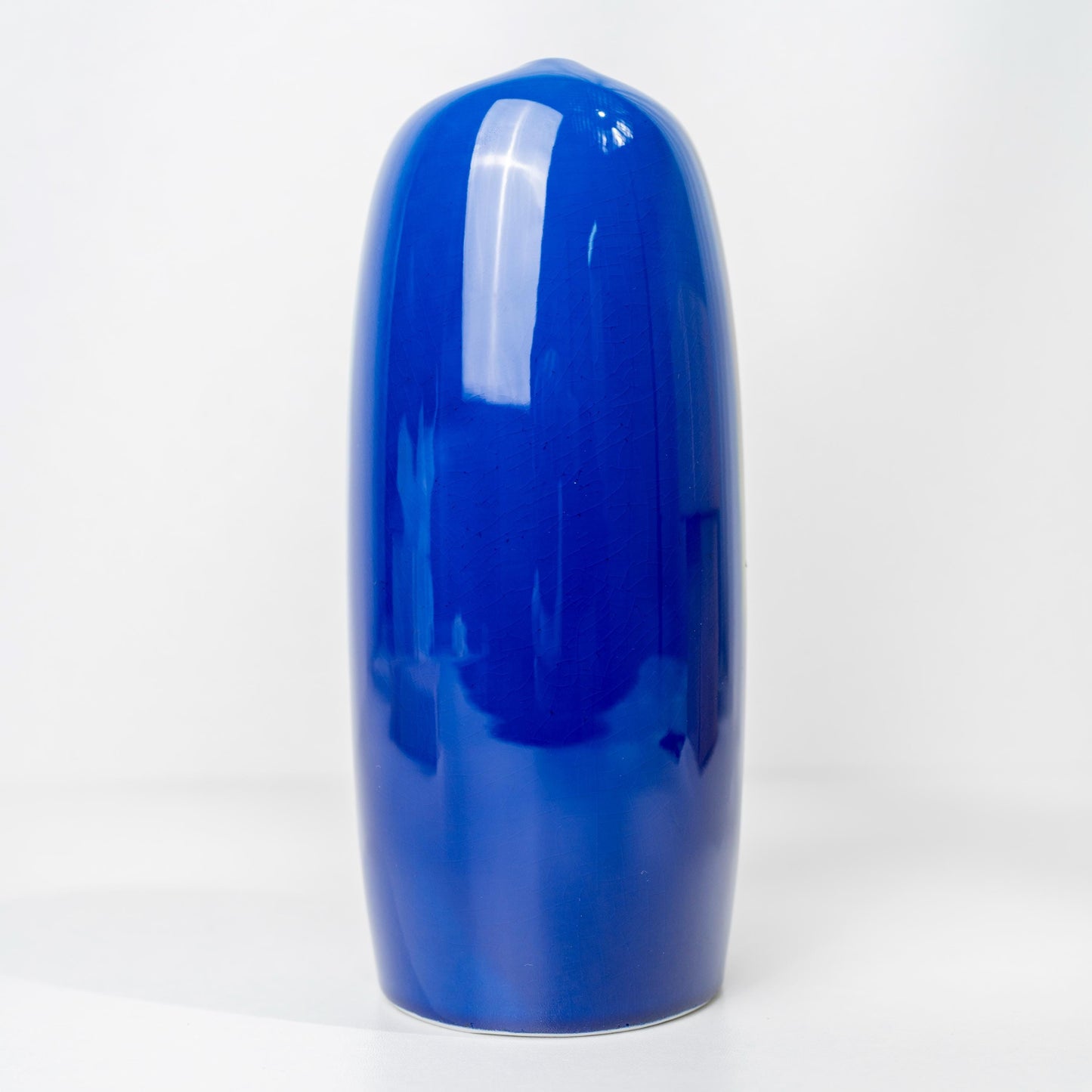 Front angle view of decorative blue Kutani art vase