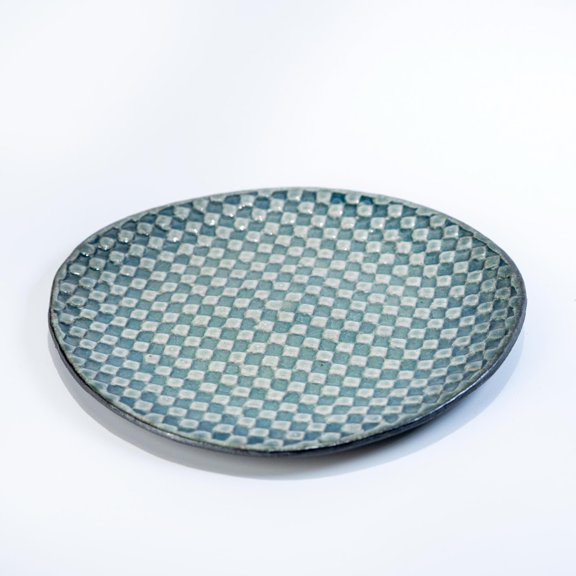 Saucer-only view of mosaic Shigaraki stoneware
