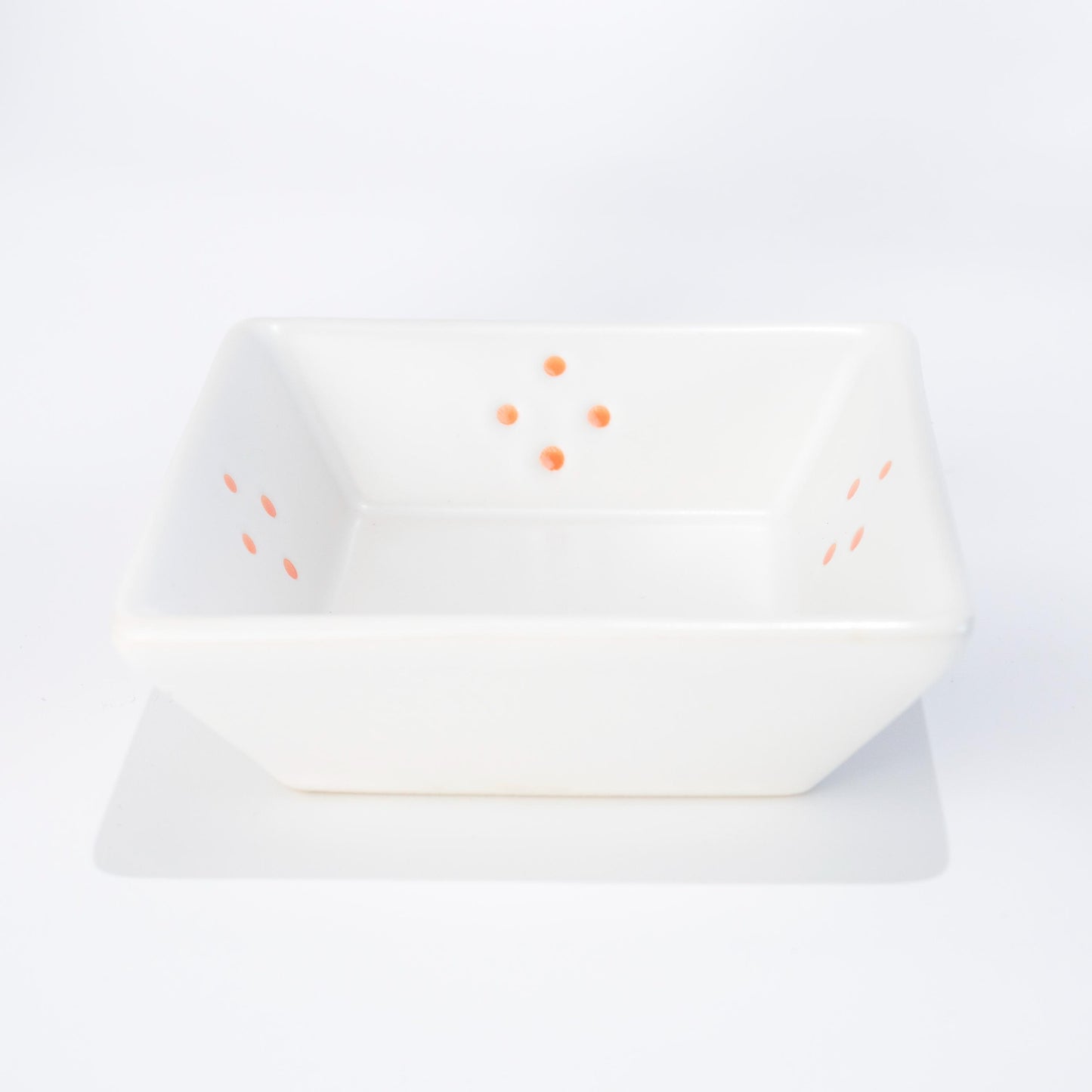 White square porcelain dish from the Mino ware set