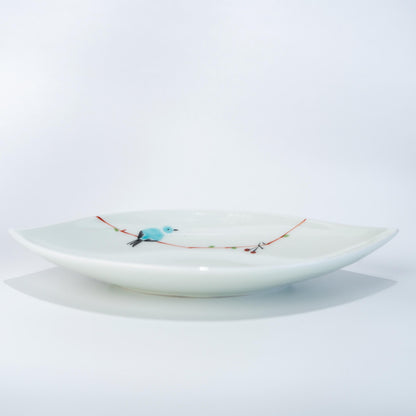Side view of leaf-shaped small plate in Japanese porcelain
