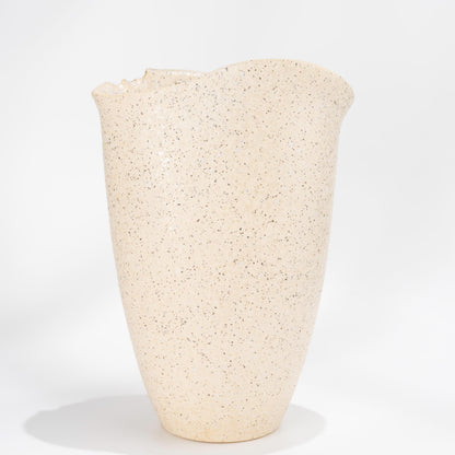 Top opening of Shigaraki white ikebana vase
