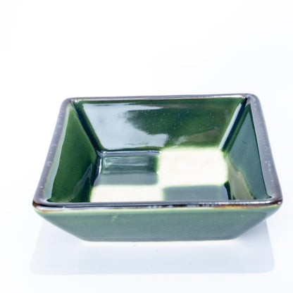 Green square porcelain dish from the Mino ware set