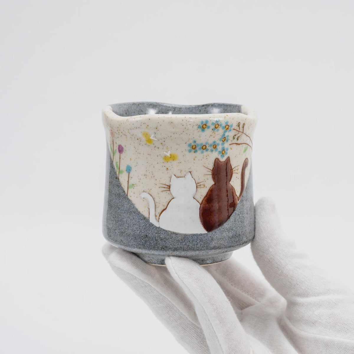 Iroe Yū Hidamari cat yunomi, Kutani ware