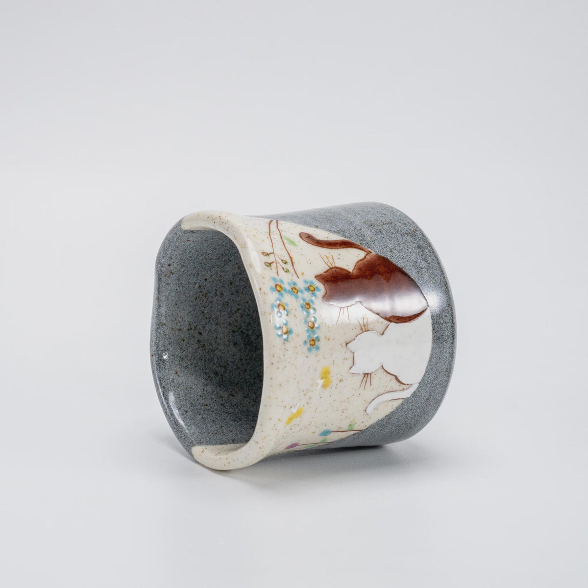 Iroe Yū Hidamari cat yunomi, Kutani ware