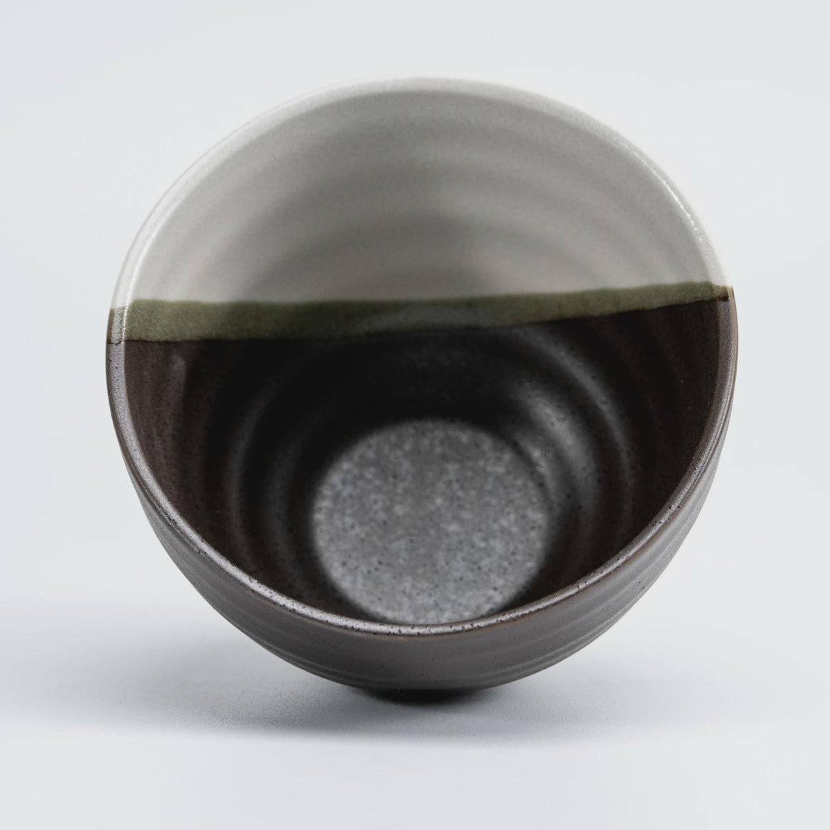 Iroe Yū Hidamari Shiba Inu bowl, Kutani ware