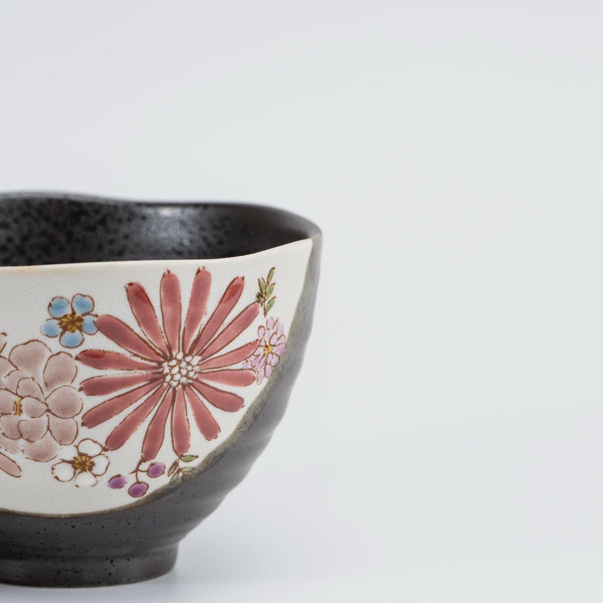 Iroe Yū Hana Kutani rice bowl, red colourway, dark speckled glaze