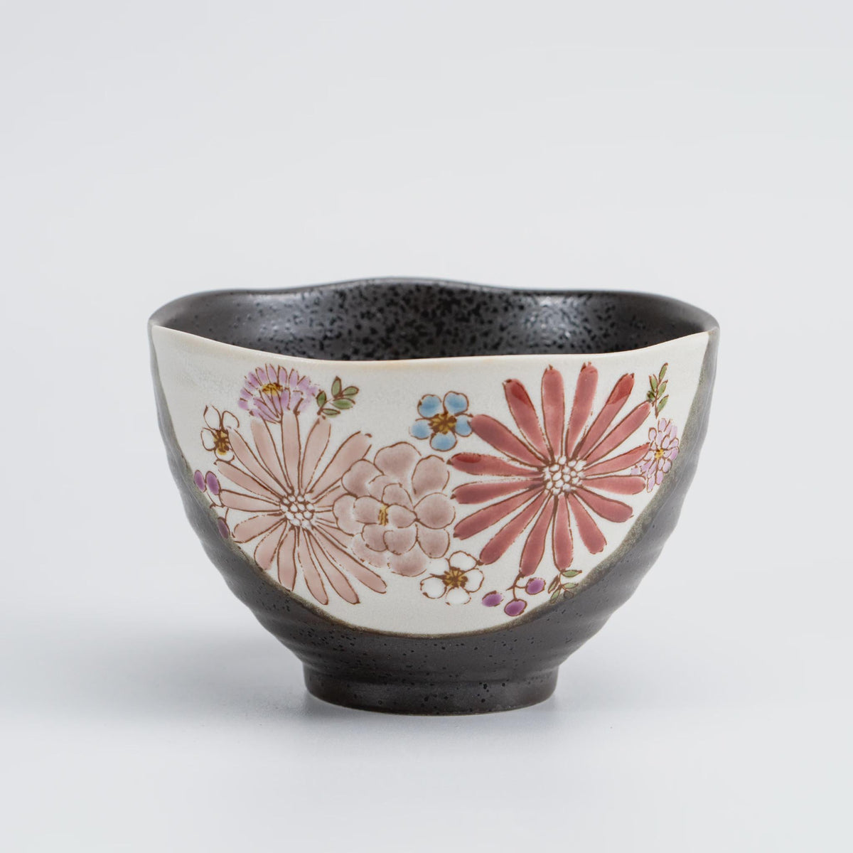 Kutani rice bowl with hand-painted red and pink flowers on a cream panel, Iroe Yū Hana series