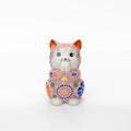 Pink Kutani Praying Cat | Chōhō Floral Ceramic, 11.3 cm