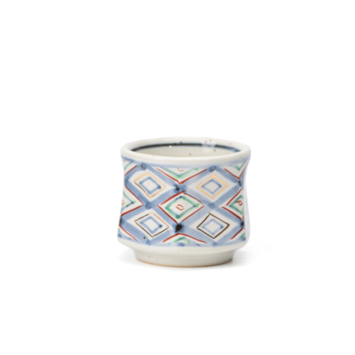 Opposite side of the hexagonal cup's diamond pattern.
