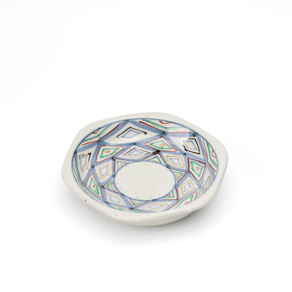 Overhead view of the matching patterned saucer.