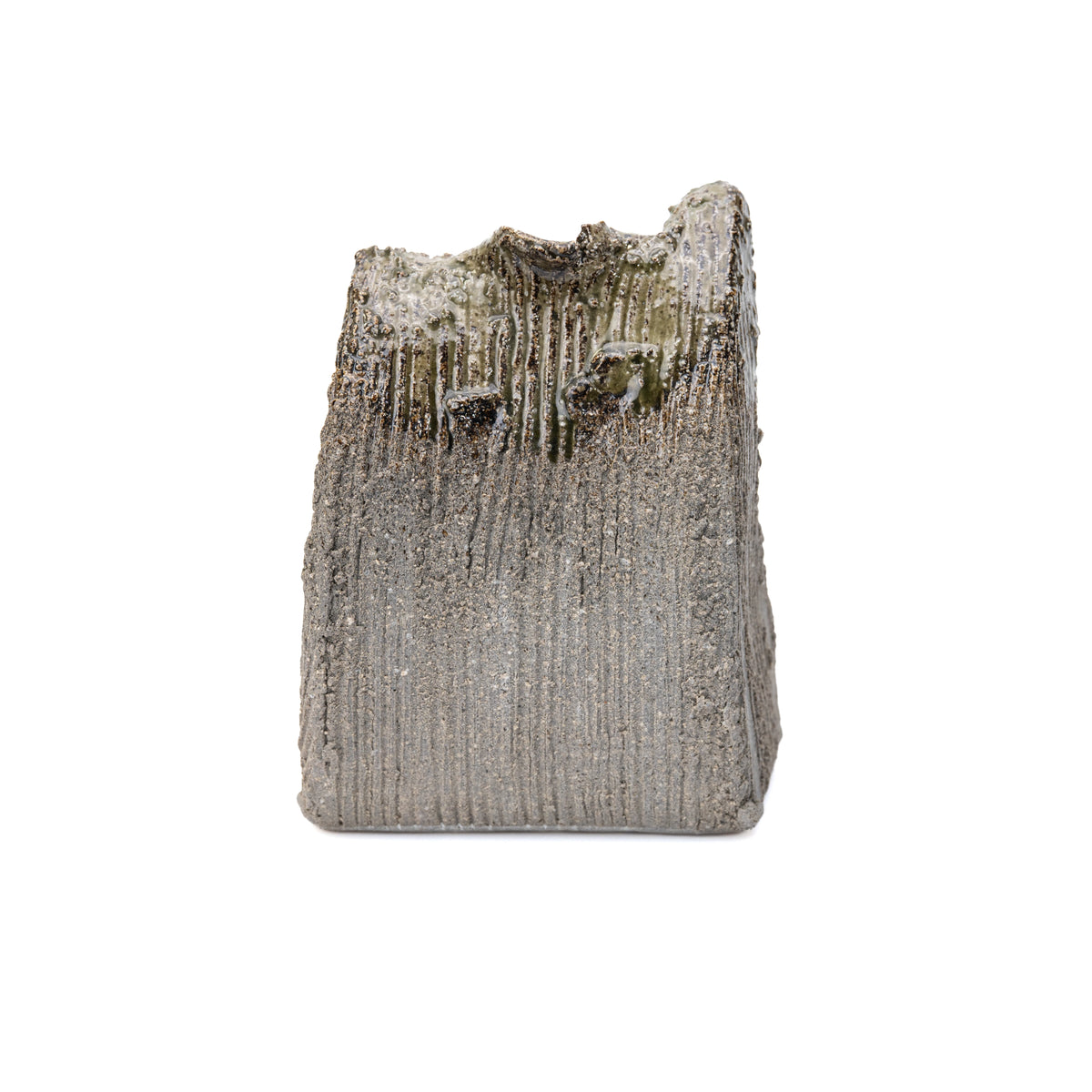 Back view of the grooved gray Shigaraki bud vase.