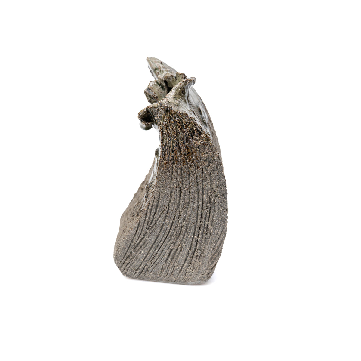 Narrow side view of the Shigaraki rectangular bud vase.
