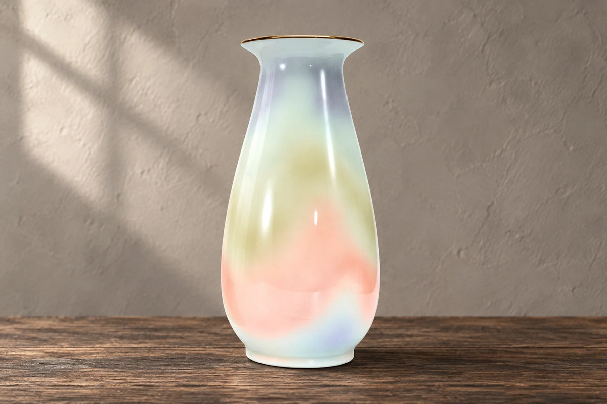 vases decor — selected objects on a wooden studio table.